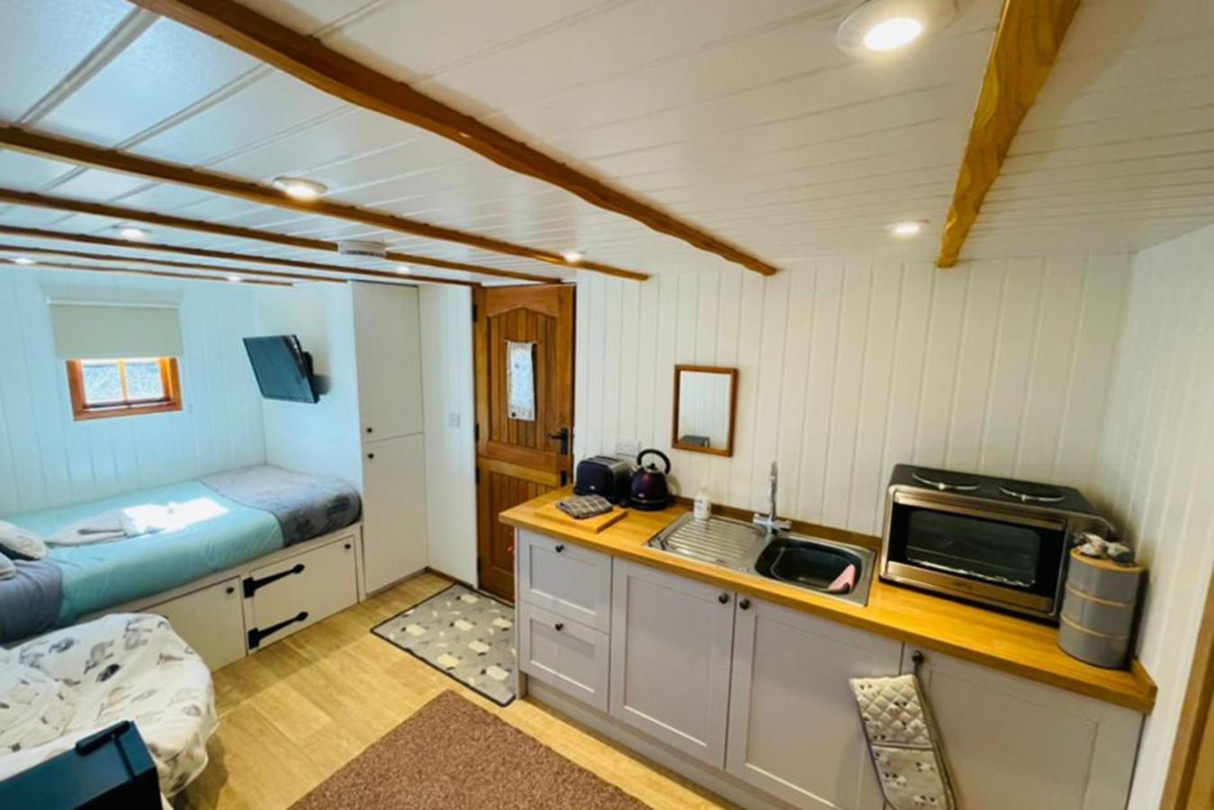 Shepherds Hut, West Ayton, Скарборо Екстер'єр фото